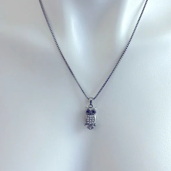 Silver Necklace with owl pendant - Picture 3 of 5